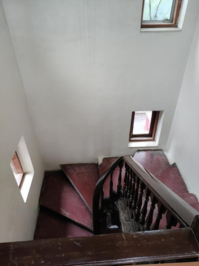 Capital Hotel Mumbai Exterior foto